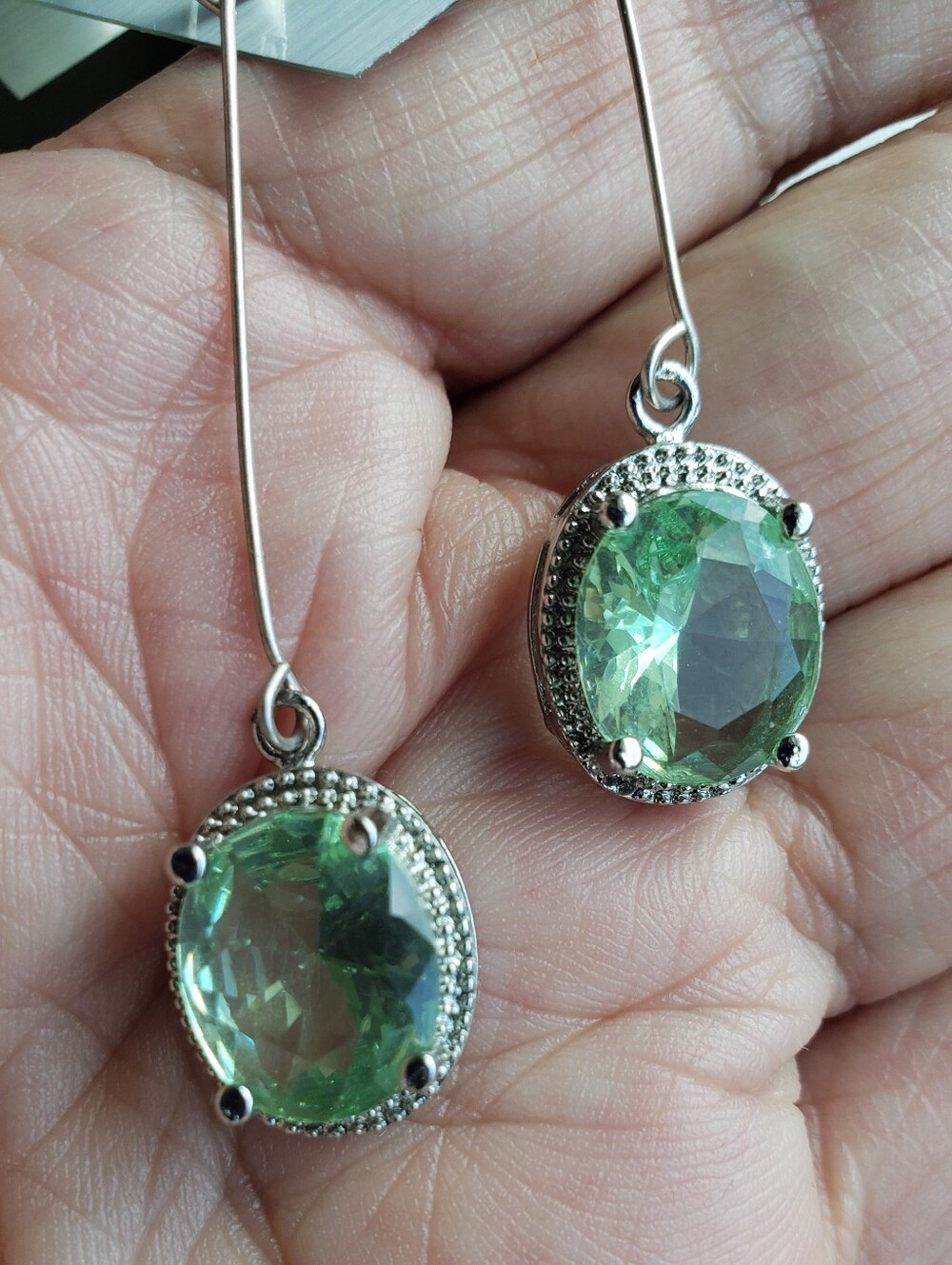 NEW GREEN Amethyst Gemstone Drop/Dangle Earrings, Mint Color, Gorgeous! 2"+
